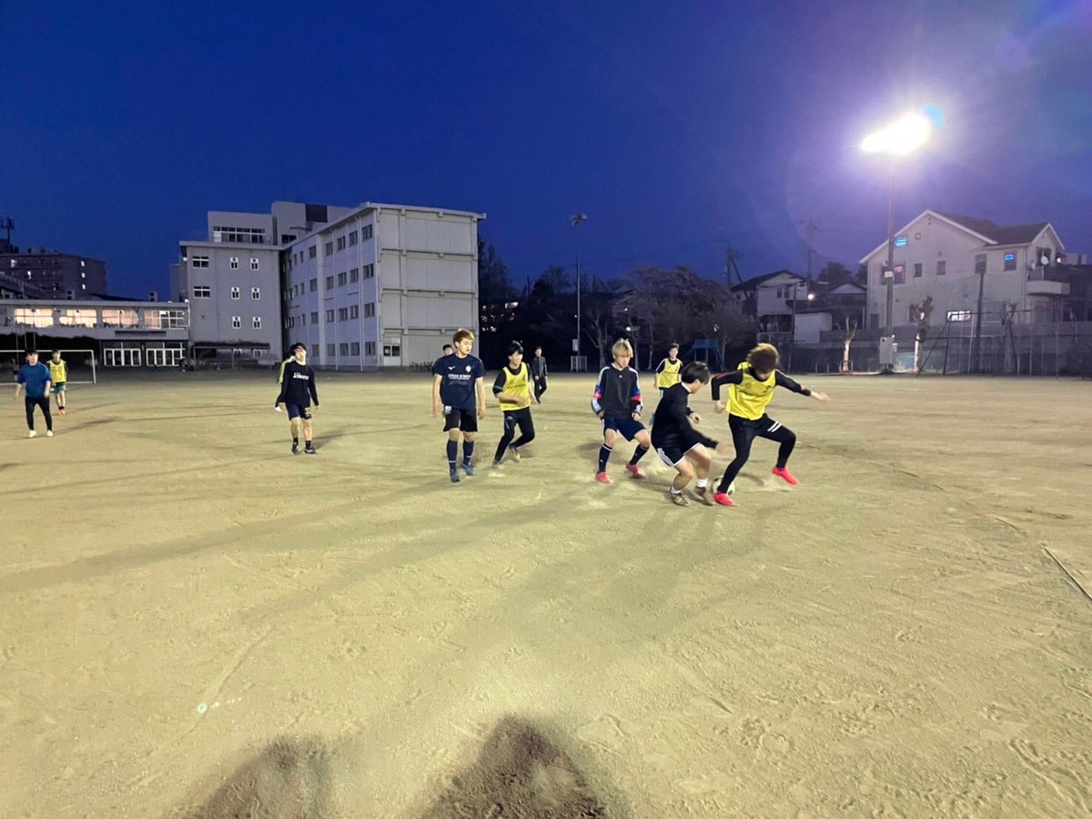 365DD1's tweet photo. 昨日は20名ほど新規で1回生が来てくれました！
これからが楽しみです🙌🙌 https://t.co/JdFfGMCIHw
