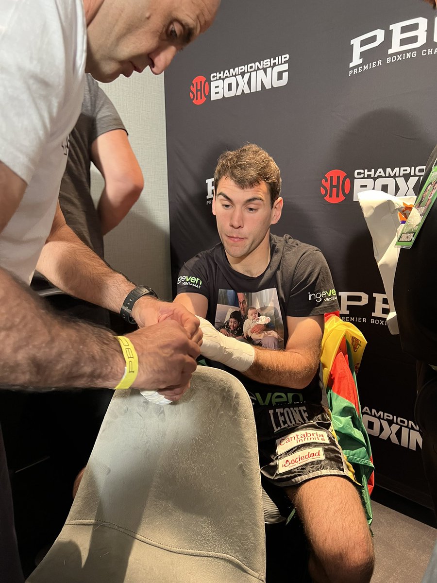 Calm, cool, and collected, Sergio Garcia gets his hands wrapped ahead of his bout against former world champion Tony Harrison. #HarrisonGarcia #PBConShowtime https://t.co/xa9550BOey