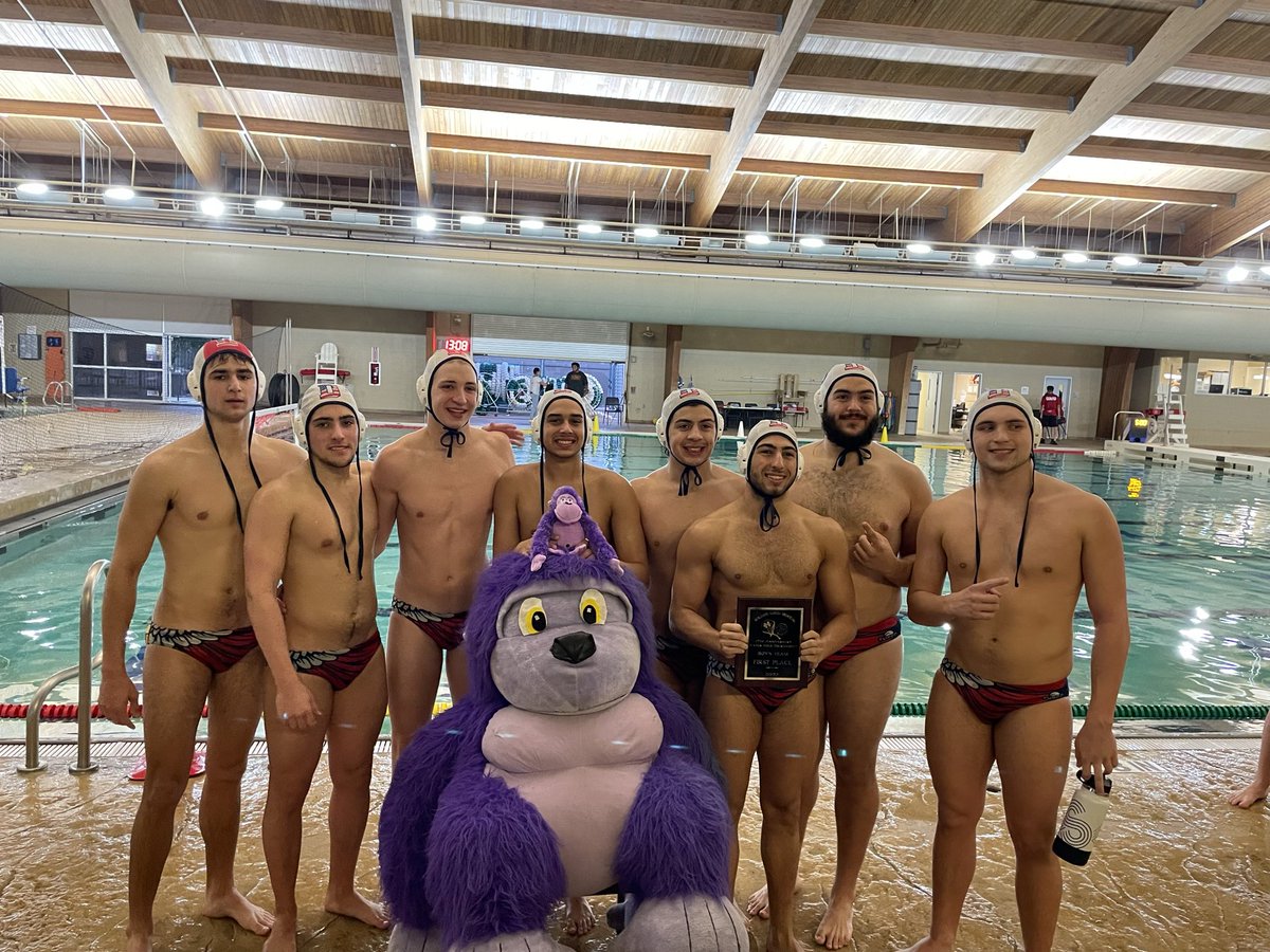 Dawson_Aquatics's tweet photo. Dawson Men’s Water Polo team takes down Memorial to claim its second straight Purple Monkey Championship.  Well done boys!  @DawsonHighSchl @TxWaterpolo #purplemonkey https://t.co/80VXwlNGpA