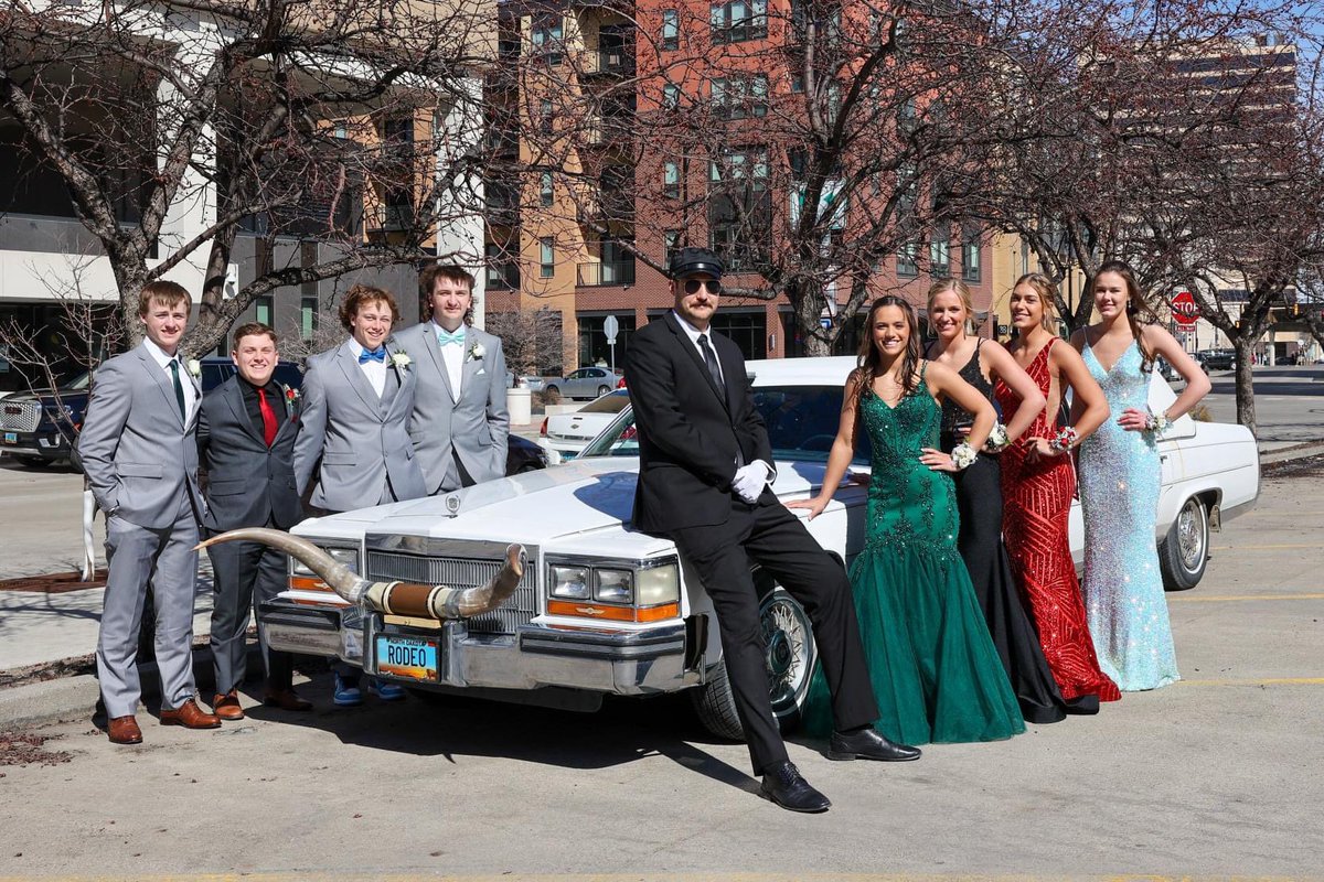 harrison__weber's tweet photo. Neighbor kid needed a chauffeur for prom. Good kids. Good times. https://t.co/5h5m8NvKDE