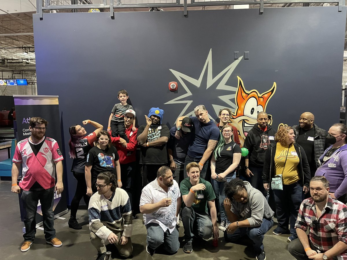 omgitsajp's tweet photo. I don’t stream anymore, but it was nice to connect with old friends. Shout out to @NitroZoneATL for hosting us, @StreamAtlanta you guys stay beautiful ❤️
#StreamAtlanta #NitroZoneATL #meetup https://t.co/ypCUKi6oxz