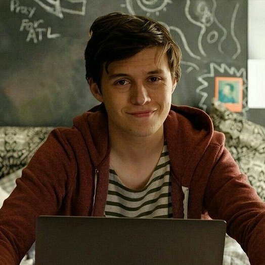 MTmaximoff's tweet photo. #NewProfilePic a época de alt acabou mores https://t.co/oIoQx4nGuf