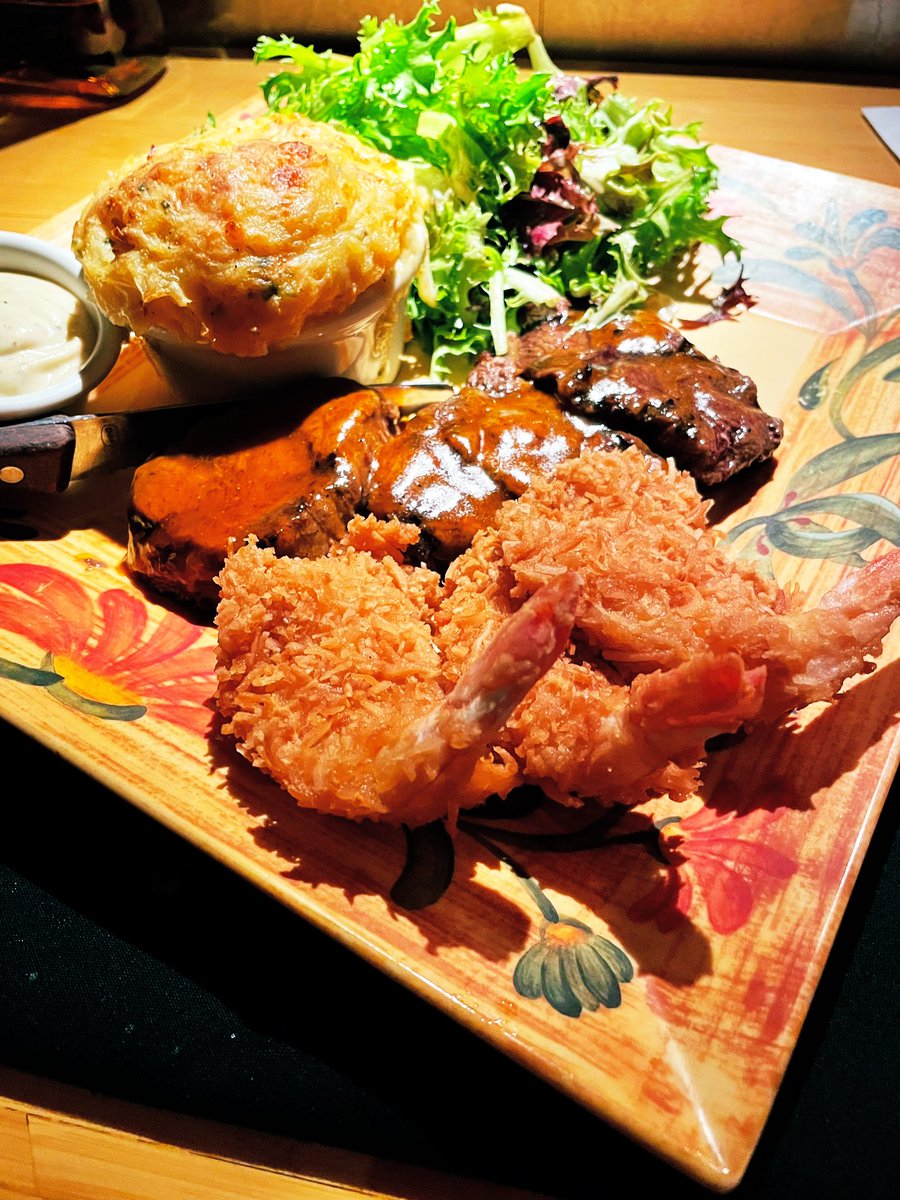 francisco56ace's tweet photo. Fillet tips coco shrimp n coola potato #fiefie https://t.co/5YvlVpaBsG