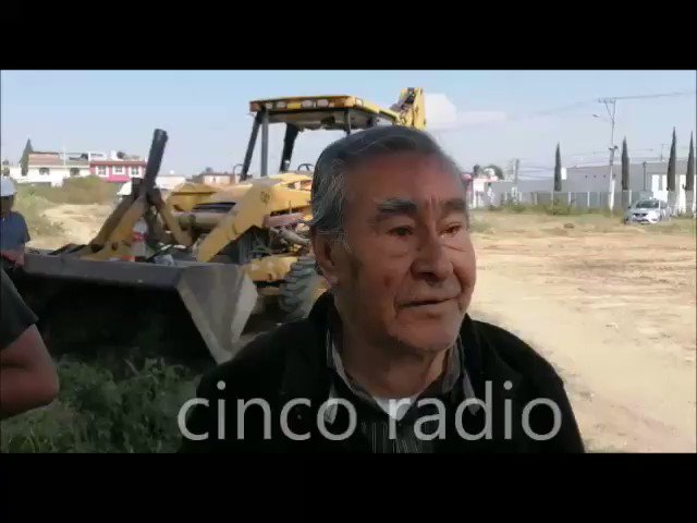 robertpalas666's tweet photo. Nuevamente aparece "el supuesto apoderado de la constructora la naviera, necesitamos sacarlos nuevamente, vecinos tenemos que estar unidos porque nos prometieron que ese terreno nunca iba hacer para construcción . EL PREDIO ES DE TODOS, LIBRE. POR FAVOR NECESITAMOS DE TU APOYO 😤 https://t.co/Qr9t2Su6gN