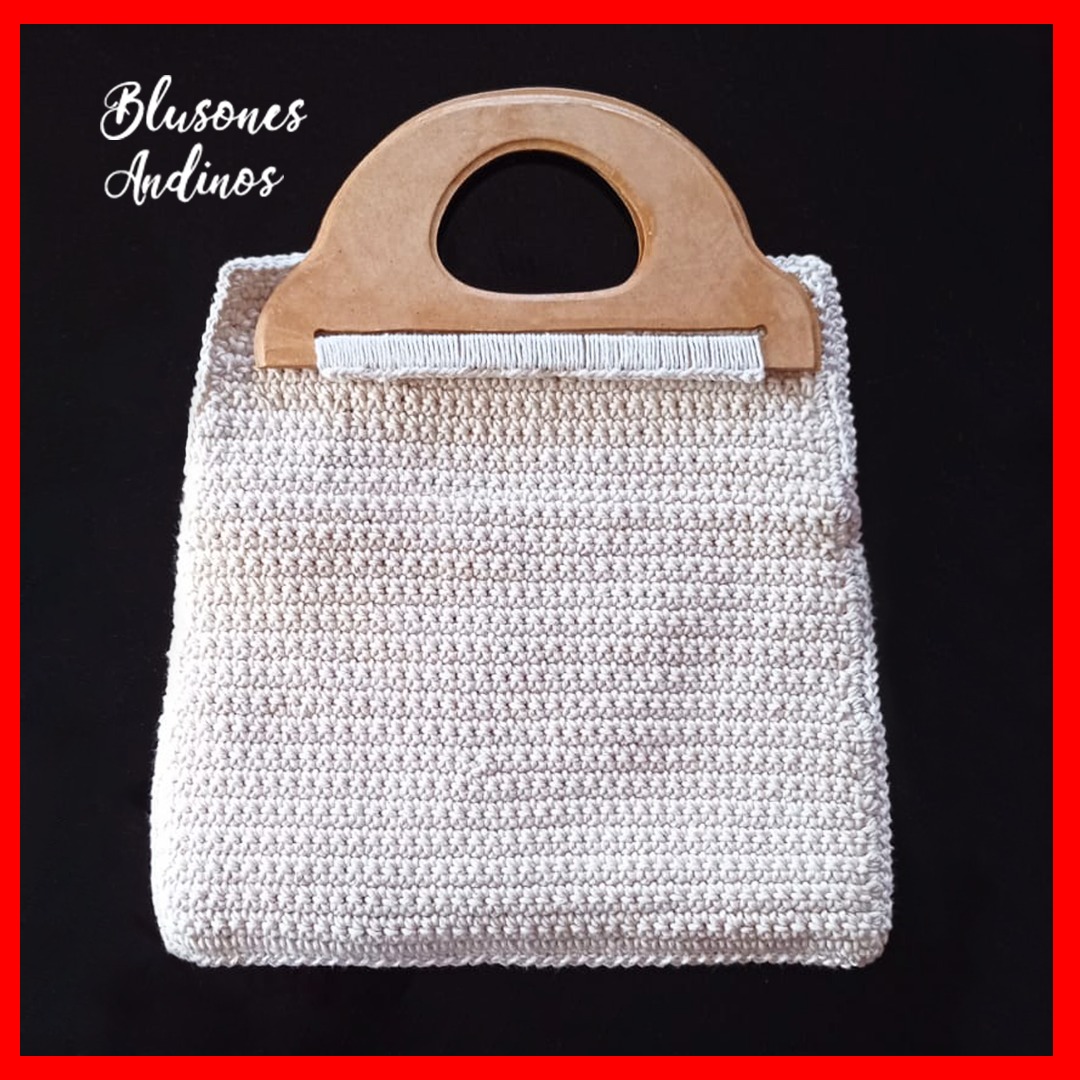 blusonesandinos's tweet photo. Bolsos tejidos a crochet
#forrados
#asasdebambuymadera
#blusonesandinos https://t.co/7dPXy38mNC