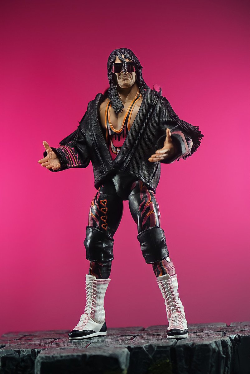 The GOAT 💕 #Brethart #wwe #wwf #toys #ringsidecollectibles #wweelitesquad #mattel #wcw #aew #wweraw #smackdown #wrestlingcommunity #figurephotography #artistsontwitter #photographyart #figlife #letsgetspicy #hitman #brethitmanhart