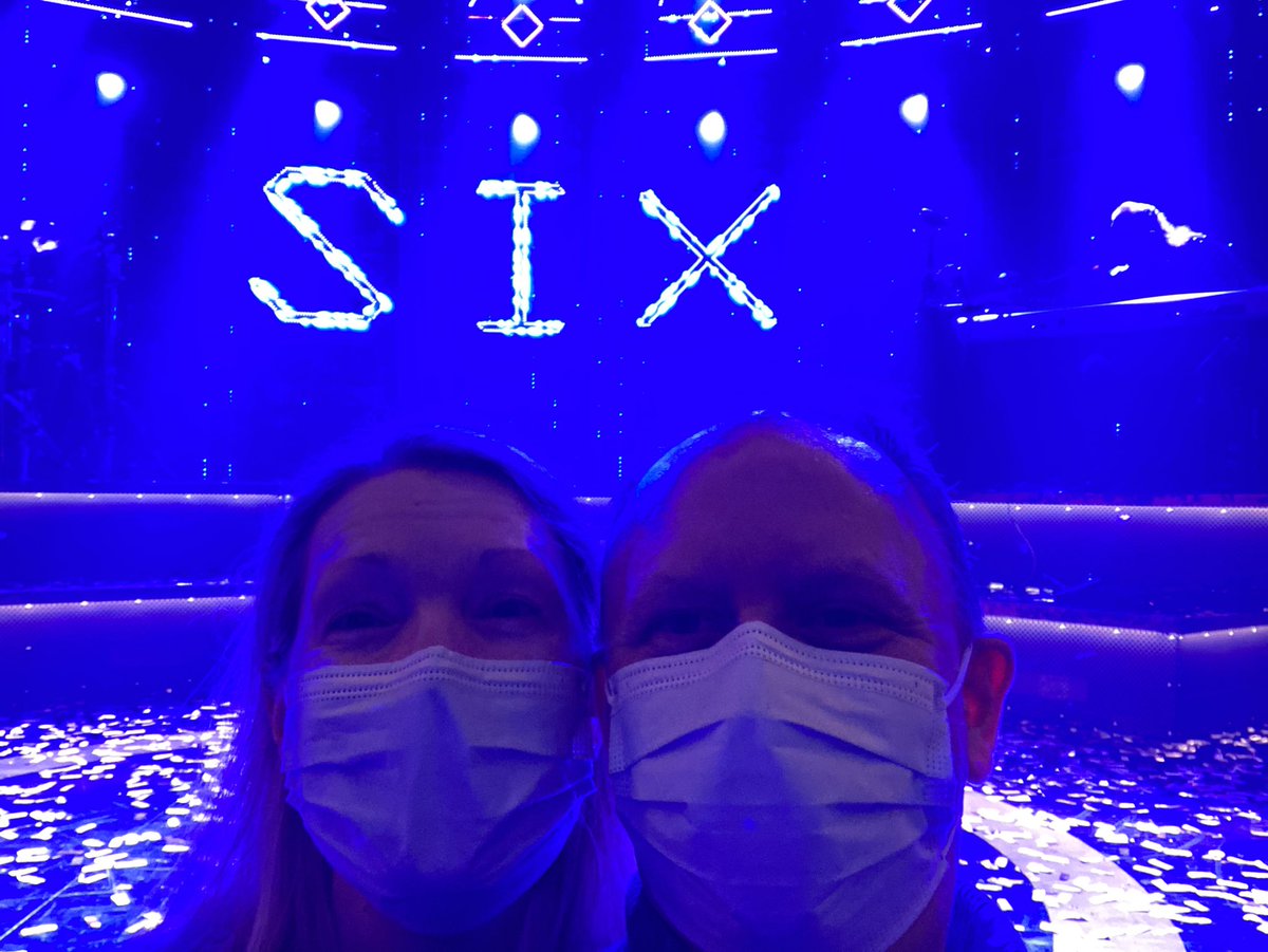 Thank you Brittney Mack for allowing me to dance with you tonight at <a href="/SixBroadway/">SIX The Musical on Broadway 👑</a>. Such a privilege to see you perform live with all your #queens. Really incredible performance tonight.