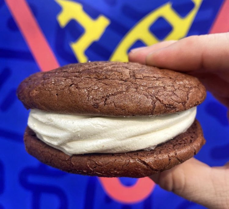 Open until 2am! 
 
372 W Dickson 📍

Come grab some brownie sandwiches!!!