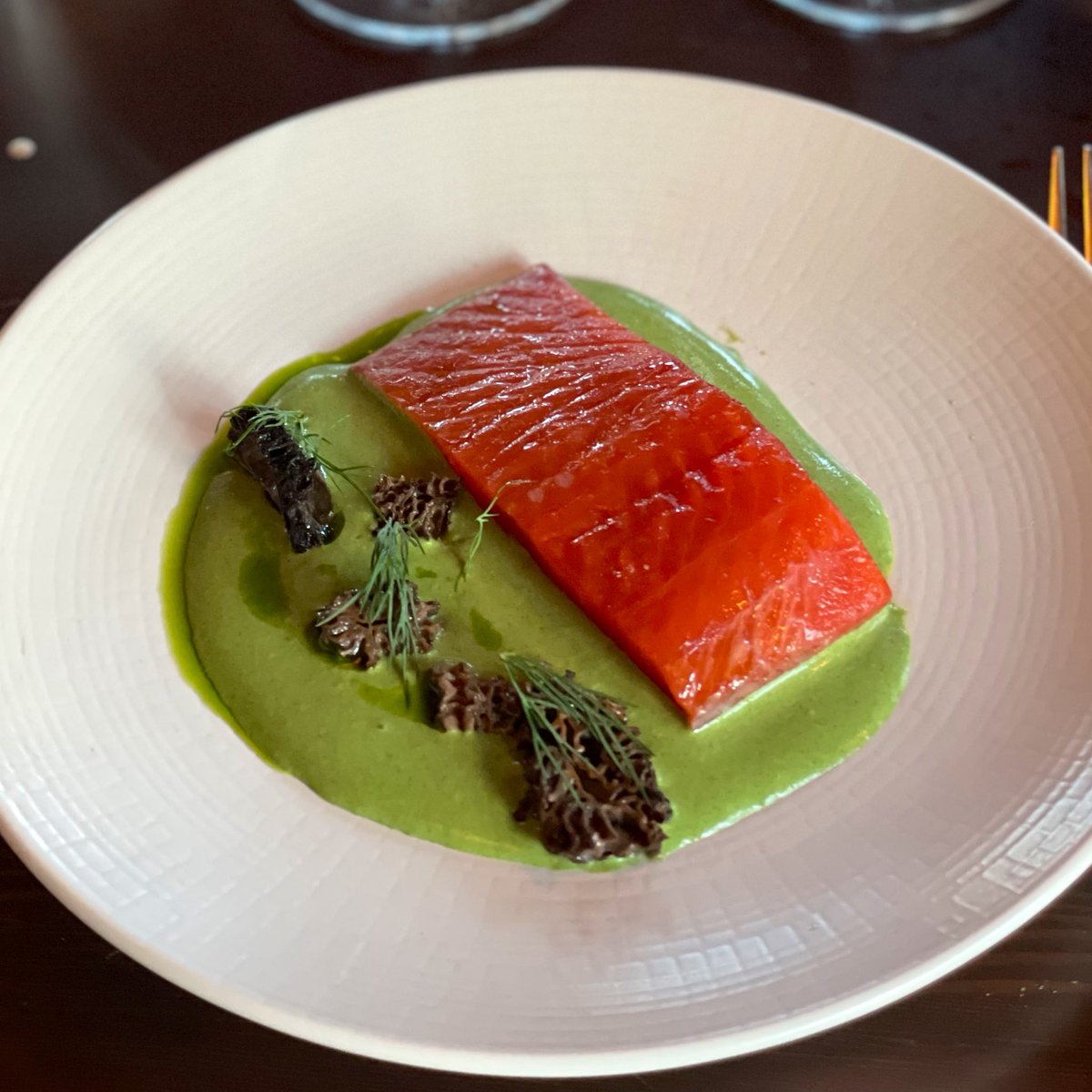 RiverCafeYYC's tweet photo. An exclusive dinner with @Visa #infinitedining guests at River Café with Chef Scott MacKenzie & @chefbangerter from Langdon Hall, Cambridge, ON. #RCkitchenstories #yycfood https://t.co/nhW13jm6Mx