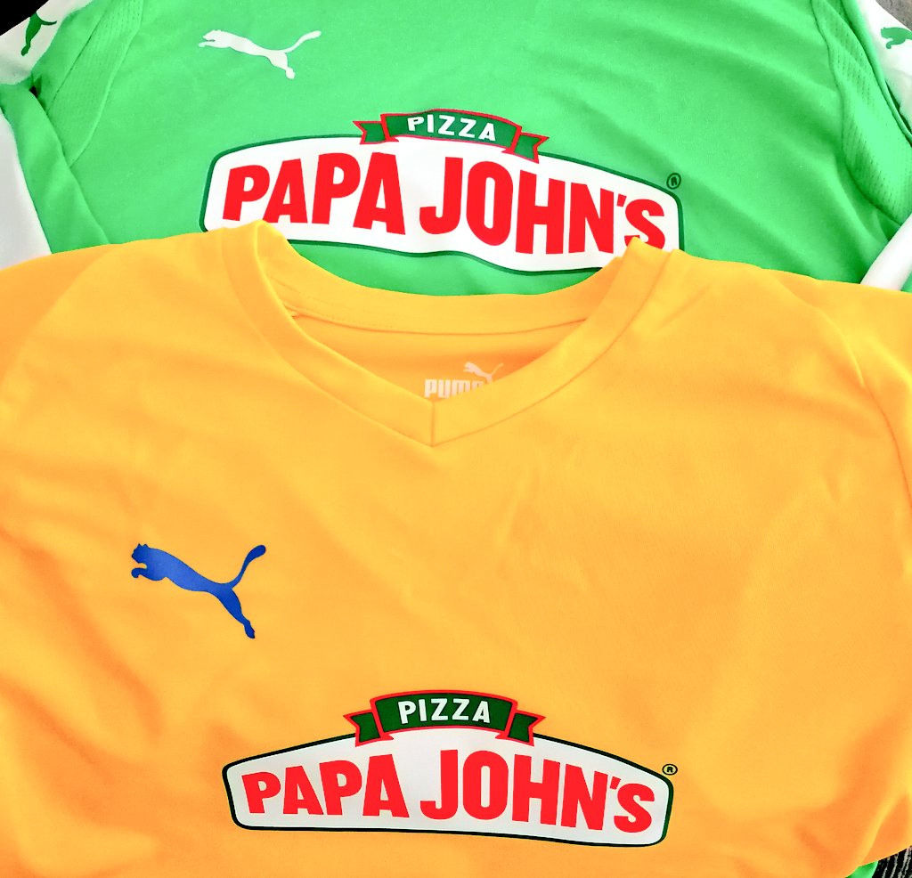 kjyfcvipers's tweet photo. These little beauties turned up this week! Cannot wait to share them with the boys. Thanks again @PapaJohnsUK. @pumafootball #GrassrootsFootball #YouthFootball #KingsthorpeJets #KingsthorpeJetsVipers #FreeKitFriday #Training #MatchDay #Kit #Football https://t.co/WzGpYNQSdy