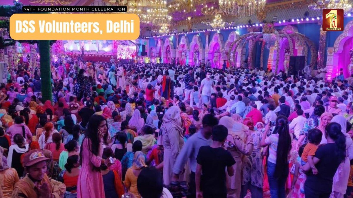DSSNewsUpdates's tweet photo. Here are the glimpses of the #74thFoundationMonth celebrations by Dera Sacha Sauda volunteers of Delhi. Full aura is filled with gratitude and love towards their spiritual master Saint Dr. @Gurmeetramrahim Singh Ji Insan.
#SpiritualSunday #sundayvibes #Delhi https://t.co/hMZbjriODO