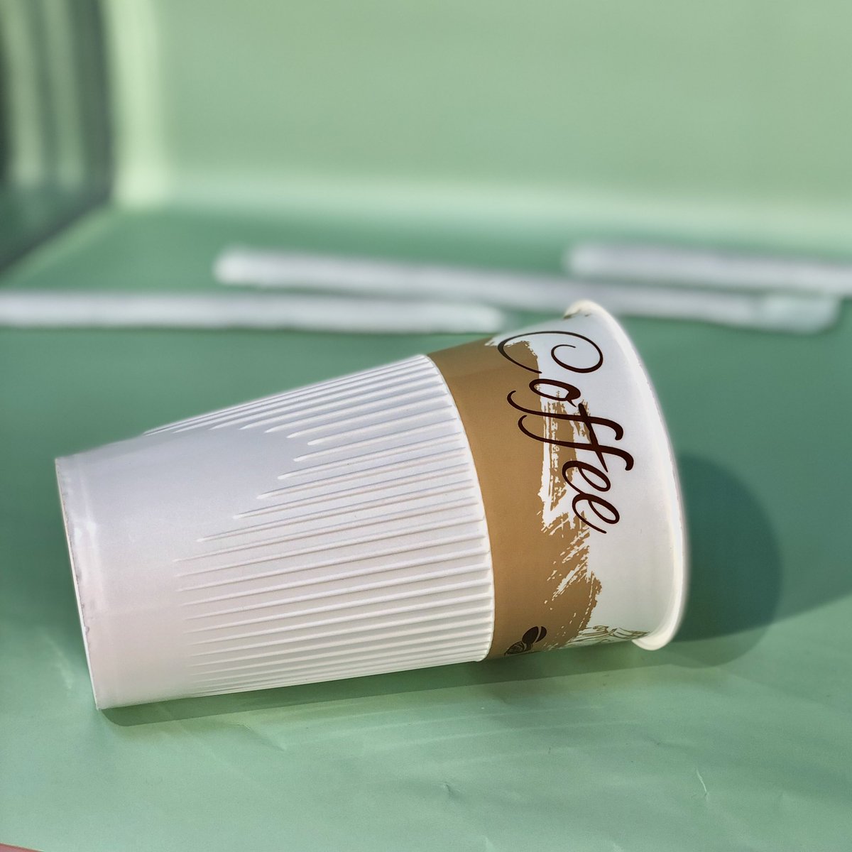 gfp_box's tweet photo. Hang out and drink coffee.
#greenfoodpack #foodpacking #package #packaging #packagedesign #packagingdesign #packagingideas #box #paperbox #frenchfriesbox #branding #brand #branddesign #brandingdesign #boxfactory #madeinchina #productdesign #graphicdesign https://t.co/2u8uRxUJK4
