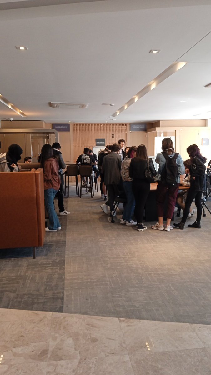 EylemGoksu's tweet photo. BAU Hukuk Fakültesi aday öğrencileri için hazırlamış olduğumuz "Law Up" Programı başlıyor.Katilim sağlayan tüm aday öğrencilerimize keyifli bir etkinlik dileriz #bauhukuk #lawup https://t.co/1OeWhyYBJs