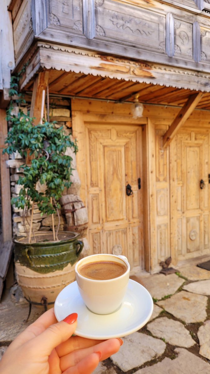 Panthalassa_Z's tweet photo. Günaydınnn 🧡
Ormana Köyü'nde, sedir kokusuyla başladım güne. Orantik, harika bir otel tavsiyesi bırakıyorum buraya 👇
@ormanaactive #ormanaköyü #ibradi #antalya https://t.co/yVPVpe8C6J