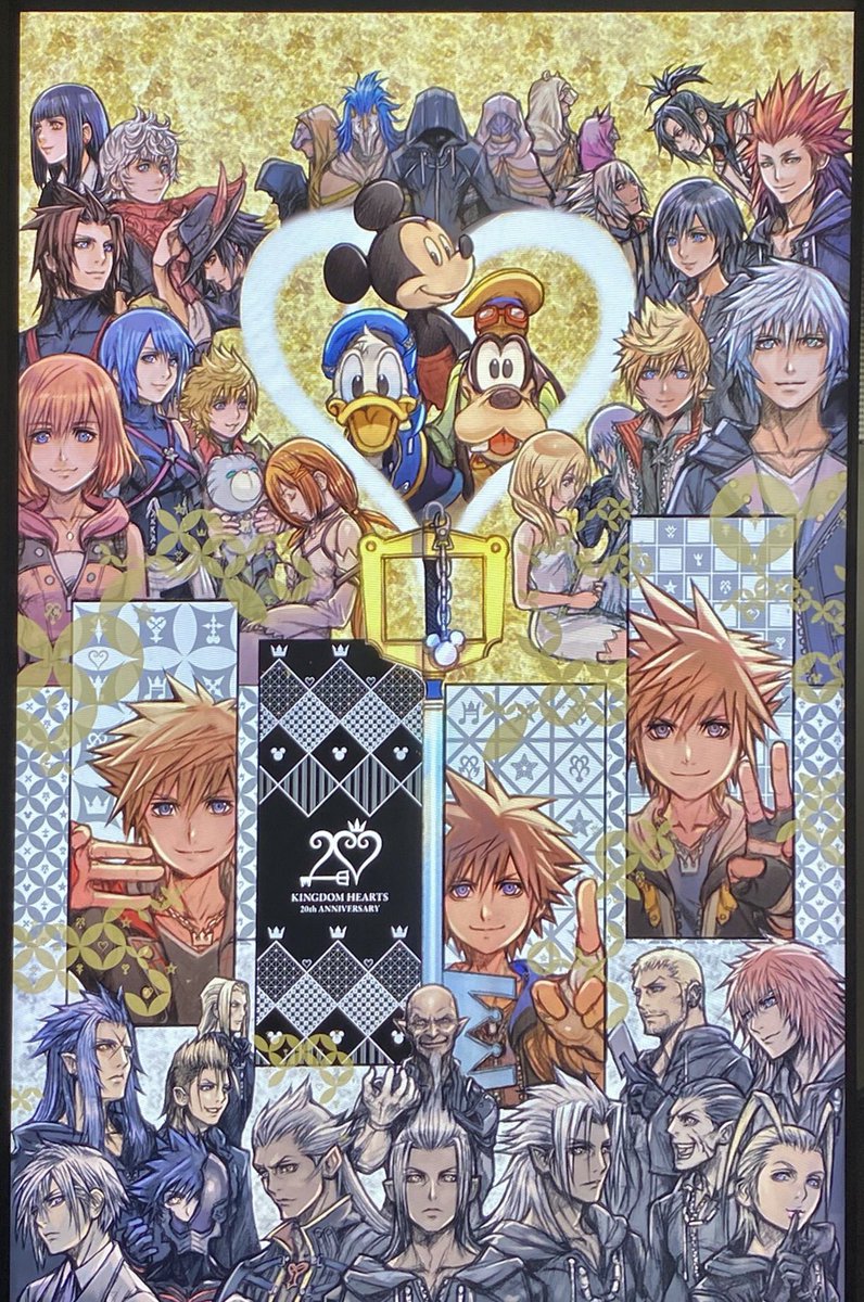 _princesselemm's tweet photo. OMG!!!! This is GORGEOUS!! I'm literally crying!! 
#KH20th https://t.co/R4P0miGDsU