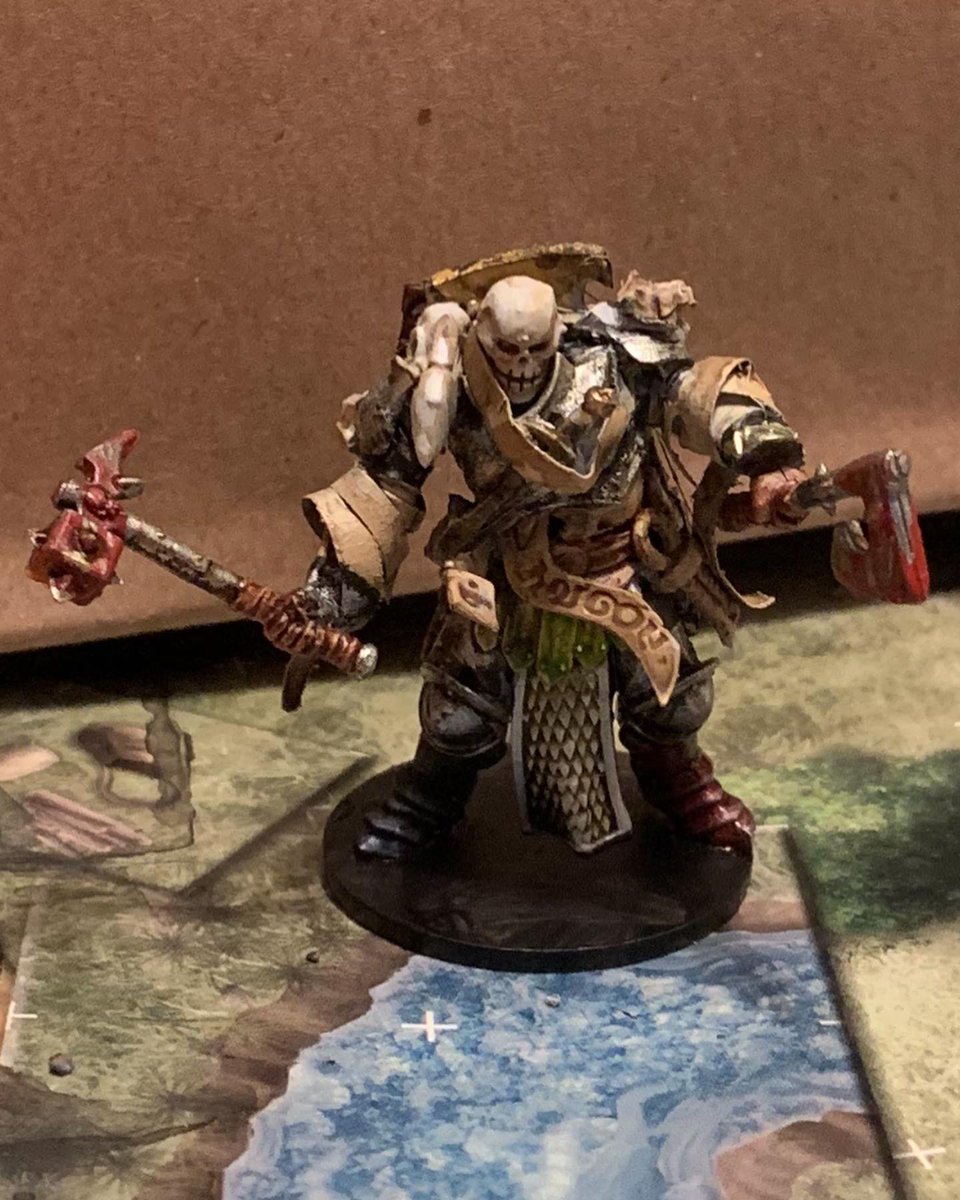 Jacinto59731664's tweet photo. I took a few runs at it, using different minis as the base but I was most pleased with this one. Here’s my take on the Grisgol:) Now how to terrorize my players with it? L😈L👍 #dungeonsanddragons #custommini #dnd #magicconstruct #monster #grisgol https://t.co/jYFMEIwB1p