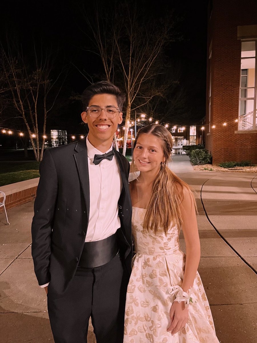 roseannrogers's tweet image. prom 2022
#prom #promdate #myson #ensworth