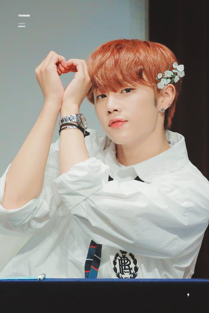 sian_llll's tweet photo. 따뜻한 봄에 선물처럼 나타나 준 선우의 생일을 축하해!

#rt 시 추점을 통해 떤더 님의 본문 사진 A2 크기 액자를 보내드립니다!
당발은 선우날 선우시~ https://t.co/2PgyGxmf8E