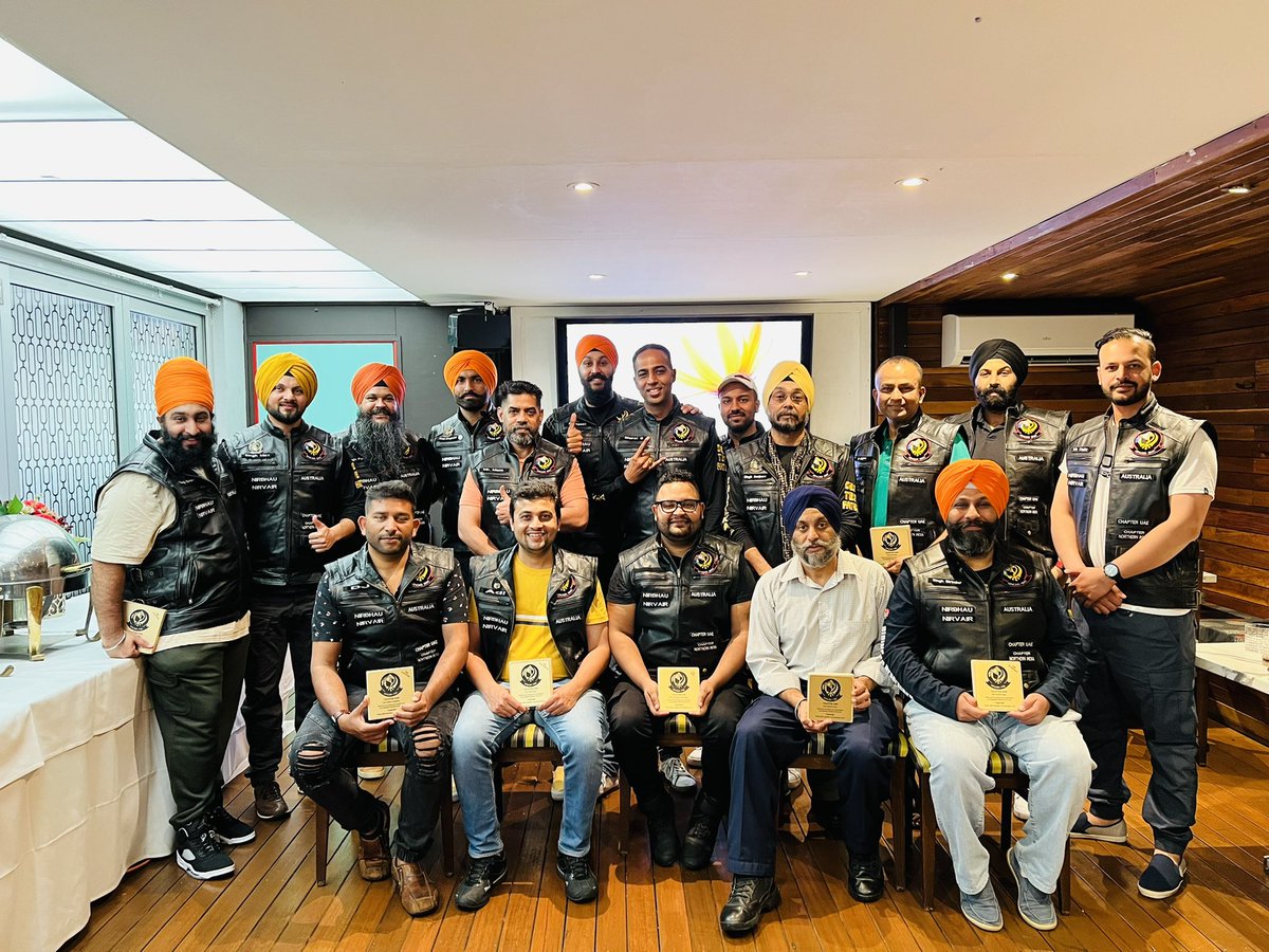 McSinghs's tweet photo. Singhs 1st Anniversary meet...

Kudos to the level of dedication and commitment of all our members...
Some Great ideas came from this meet...

Stay Tuned folks...

Thanks Extra Moments for amazing coverage of the event…

"Chardi Kala" 
#sarbatdabhala #singhsclub https://t.co/wtyqW0BKWv