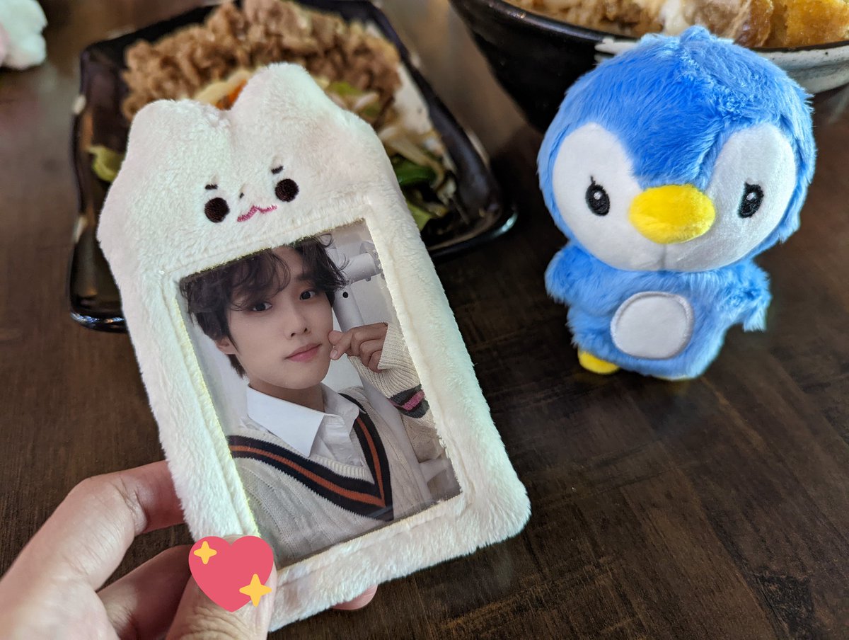 cobiecollect's tweet photo. pengzzani & the baebae goods arrived safely π₯Ί thank you as always, @jungwonpcs mwa πππ #thankswon https://t.co/g8yx29egZ7