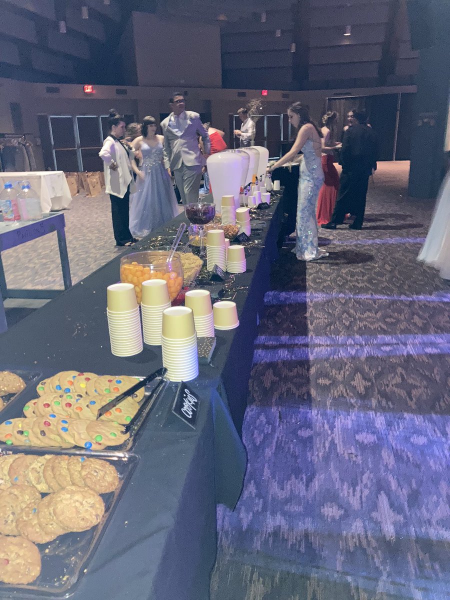 LSHSAthletics's tweet photo. Farrow, Glasco & prom committee - tonight was great!! Loved watching our Tigers have so much fun. #jobwelldone #thanksTigerStaff #greatsnacks https://t.co/71ot3v7oTJ