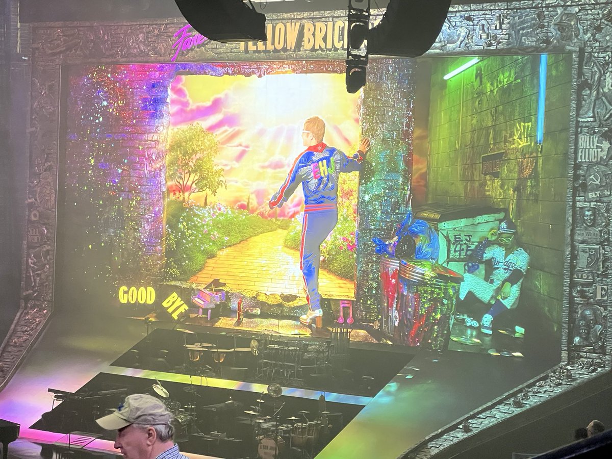 #EltonFarewellTour  Lexington, KY Rupp Reana!