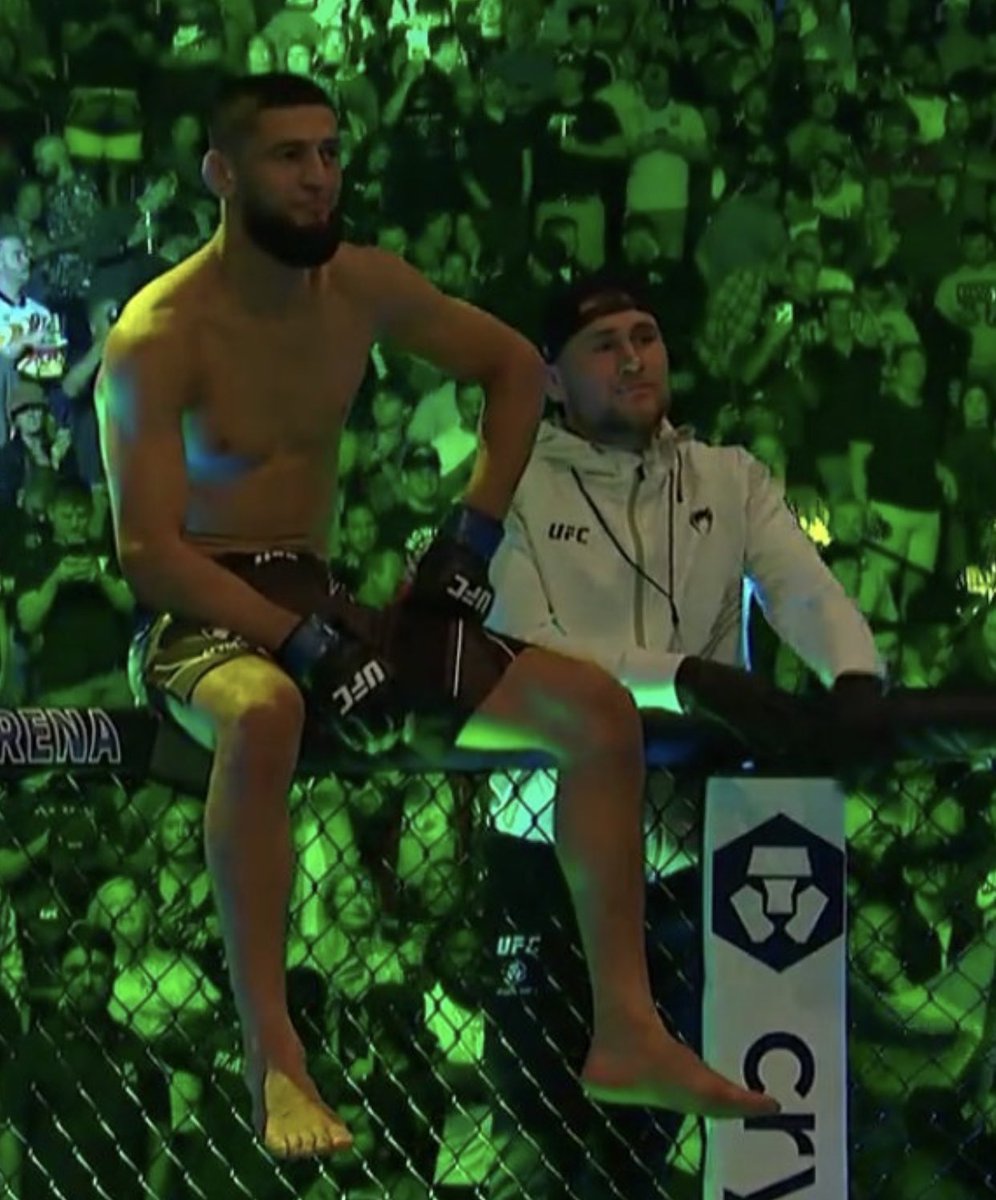 Khamzat Chimaev and Darren Till

Jacksonville, Florida (2022)
