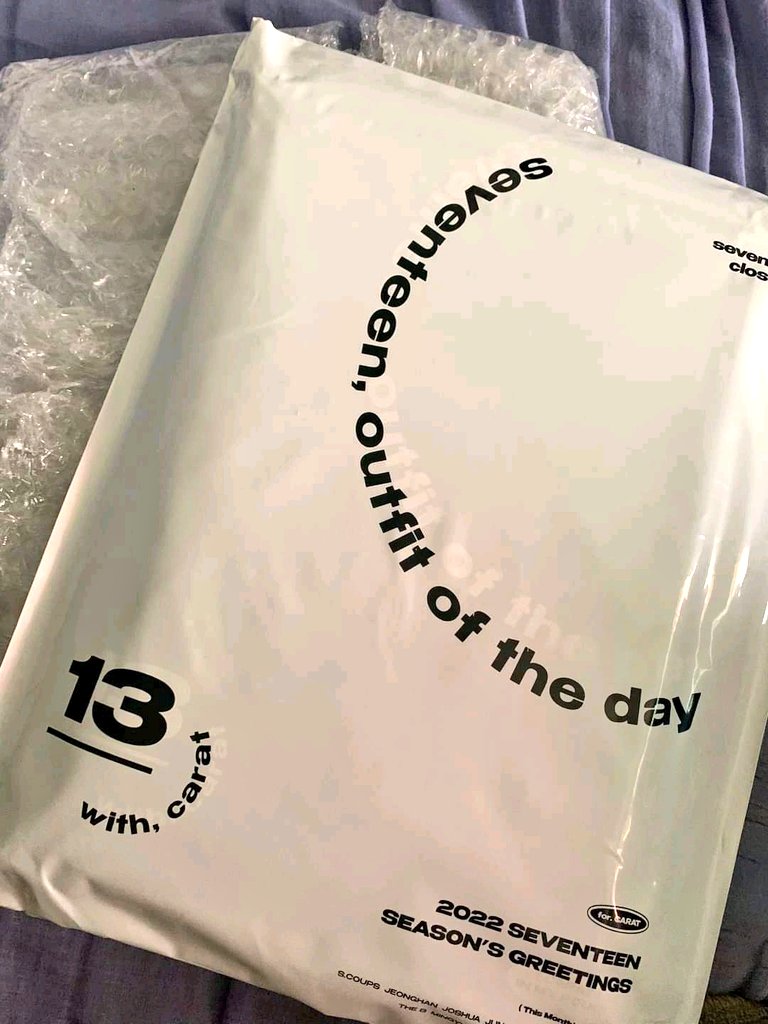 sugarsode's tweet photo. — ( wts lfb ph ) . . . ☻

   seventeen season's greeting 
   2022 sealed

   𓏸  ₱ 2,000
   𓏸  dop : negotiable
   𓏸  mod : sco 
   𓏸  onhand, loc : pampanga

reply mine or dm me for inquiries :) 
help rt, thank you ! ☺︎︎ https://t.co/D5aYyyHzr0