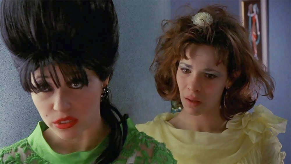 cinematekkitsch's tweet photo. E.G. Daily had a whole ass career before she became iconic to child millenials as the voice of Tommy Pickles. Love catching her name in the opening credits of some fav 80s/early 90s flicks https://t.co/4uOviAH1b1
