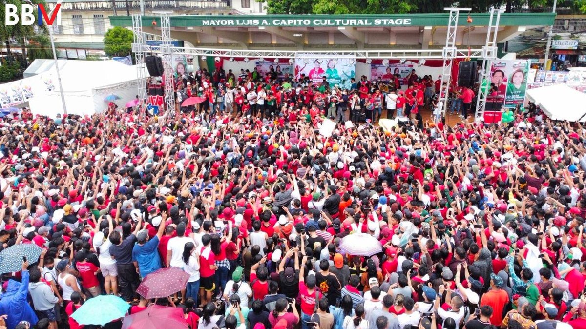 bongbongmarcos's tweet photo. Damo nga samalat, Borongan sa inyong pagtanggap sa Uniteam at sa aming mensahe ng pagkakaisa. 

Pinaglalaban po natin ito dahil naniniwala kami na ang pagkakaisa ang unang hakbang upang tayo’y makabalik sa mas magandang sitwasyon, sa mas magandang ekonomiya. https://t.co/cUX4KYSHhd