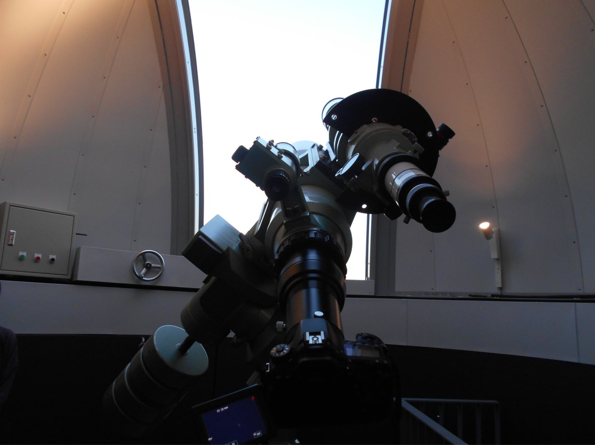 武蔵高中第103回記念祭【公式】 on X: 【団体紹介2】太陽観測部 太陽観測部は、一般的には天文部と呼ばれるような活動を行っています。勿論太陽も 観測していますが、他の天体の観測も行っています。記念祭期間中は部員による研究発表も行っています。記念祭を訪れた際は ...