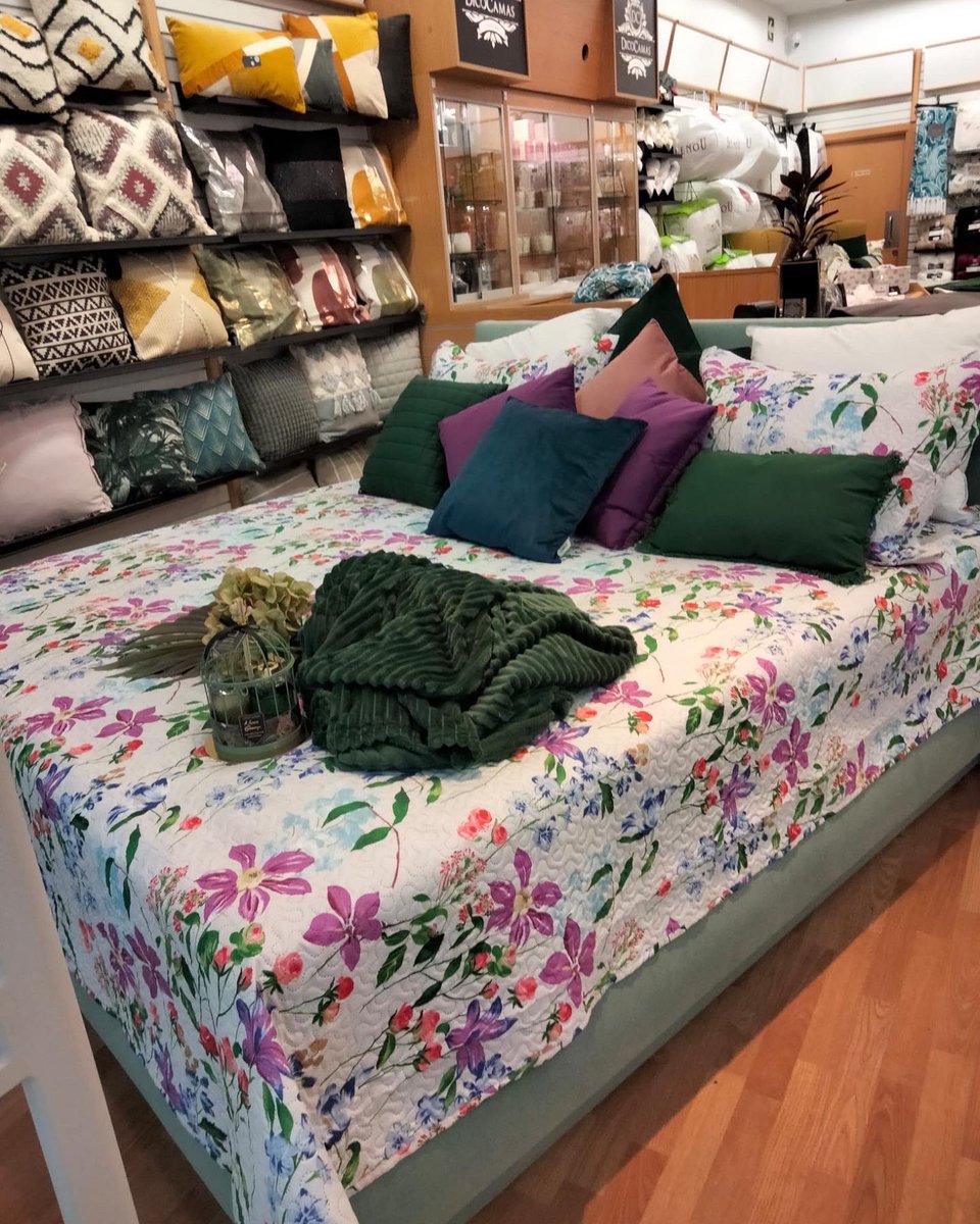DiCocamas's tweet photo. El CAMA 
Nº1 de Águilas 

#aguilasplaza #dicocamas #Inauguración #ALCADESA #camas #tienda #hogar  #cojines #toallas #sábanas #sabanabajera #Nordics #almohada #camas #decoracionhogar #boxspring #sierkussens #kadootje #primavera  #colcha @AYUNTAGUILAS  @MCarmenMoreno @aguilasplaza https://t.co/OTOnsyYBzu