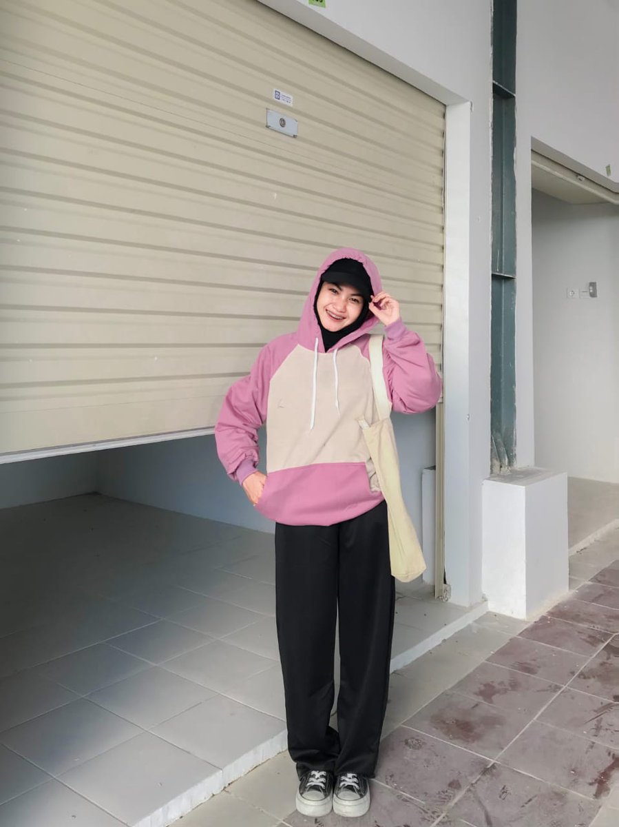 Keyzhcollection's tweet photo. Untuk pilihan Baju lain bisa cek di shopee ataupun tiktok kita yaaa karna ga bisa masukin ke thread semua🙏 Jika Ada yg ditanyakan bisa dm💌

Shopee : keyzhacollection
Tiktok : keyzhacollection https://t.co/uKhJv4tw0Y