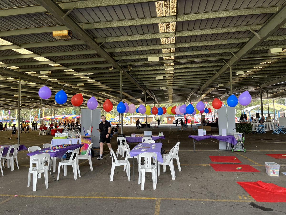 SthWestConnect's tweet photo. Celebrating Youth Week ⁦@bringitonfest⁩ 2022 (visit our stall for a variety of fun &amp; engaging activities &amp; win lots of prizes!)
SWC Connecting YOUth to Future Success https://t.co/a8O8yS4YhG