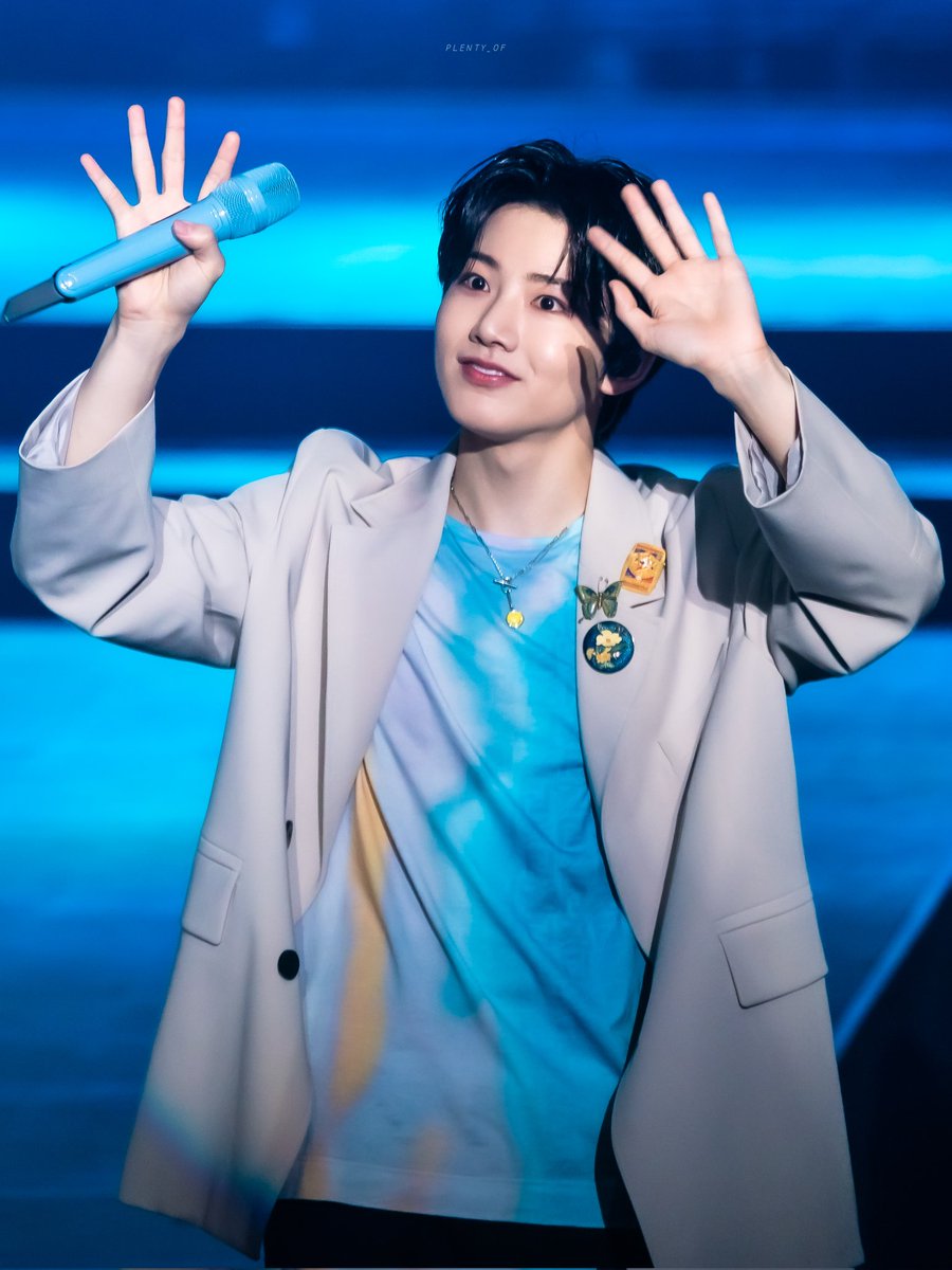 howaboutalways's tweet photo. 220409 
[TREASURE 1ST CONCERT TRACE]
트레저 콘서트
#트레저 #TRESURE #준규 #김준규 https://t.co/z383g6YE1h