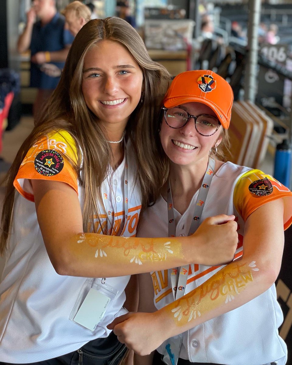 SpruceLV's tweet photo. Having fun with my #Flightcrew! Loving the new ink! π #Flightcrew #ArmInk #Armpainting #FlightcrewFaves https://t.co/xA2SVMuBm1