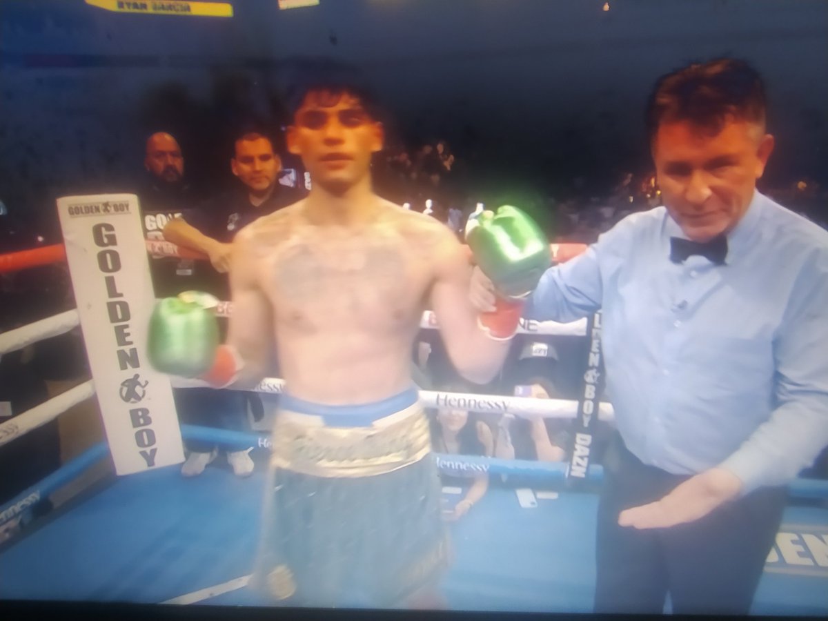 lucha_box's tweet photo. ¡Ryan is back! 🔥

@RyanGarcia derrotó por decisión unánime a Emmanuel Tagoe en su regreso al ring.

¿Quién debe ser el siguiente para Ryan? 🤔

#RyanGarcia #KingRy #GarciaTagoe #dazn #boxing #boxeo https://t.co/udoKVgYqJM