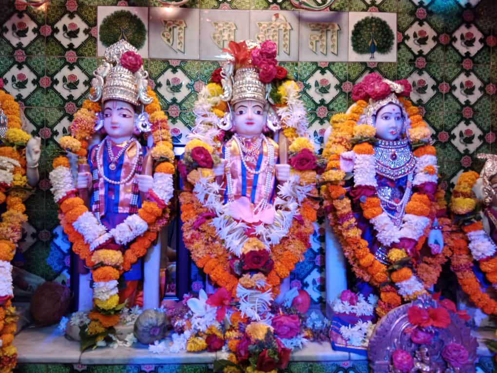 anilgite021's tweet photo. श्रीराम नवमीच्या सर्वांना हार्दिक शुभेच्छा..... 
मर्यादा पुरुषोत्तम प्रभु श्रीराम यांच्या जीवनातून कुटुंबवत्सलता, सत्यवचनता, कर्तव्यपालन, शुद्ध आचरण हे आदर्श मानुन अंगीकारण्याचा संकल्प करुया. 
#रामनवमी२०२२ #ramnavmi2022 https://t.co/JIrWn8aoCm