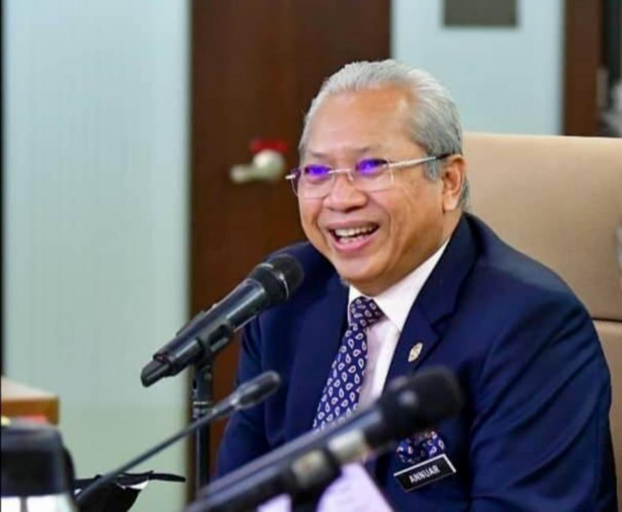 EppyFizul's tweet photo. "padan muka org kpg baru kena tipu kahkah" https://t.co/aZlEK2Neih