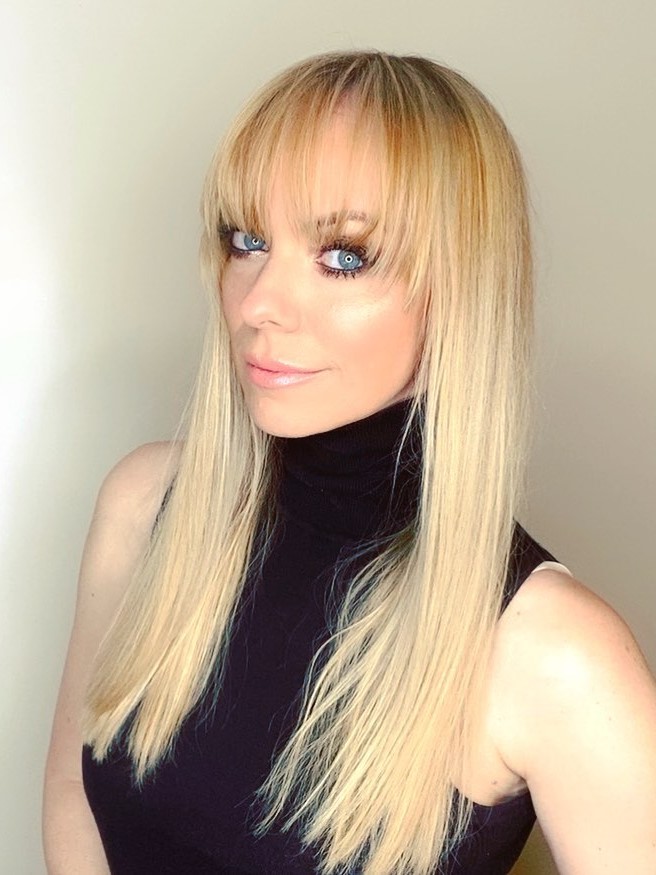 Happy Birthday to Liz McClarnon ( Atomic Kitten) 
(10 April 1981). 