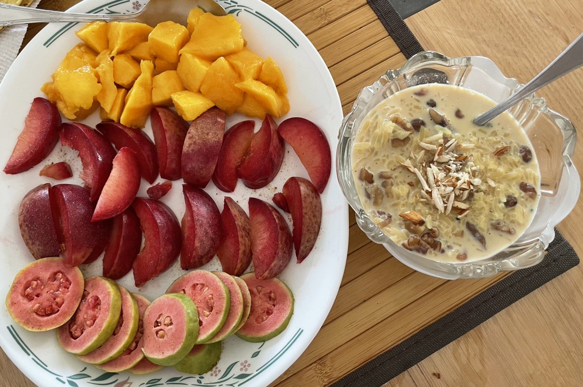 #HappyRamNavami #FestivalFood #Kheer #Fruit #PinkGuava May you always strive for inner peace and balance. 🙏🏽 @Nishaobgyn @RaziaShaik1 @shwet01 @maffygirl @AshaRaoRMIT @ergopropterdoc @ketaminh