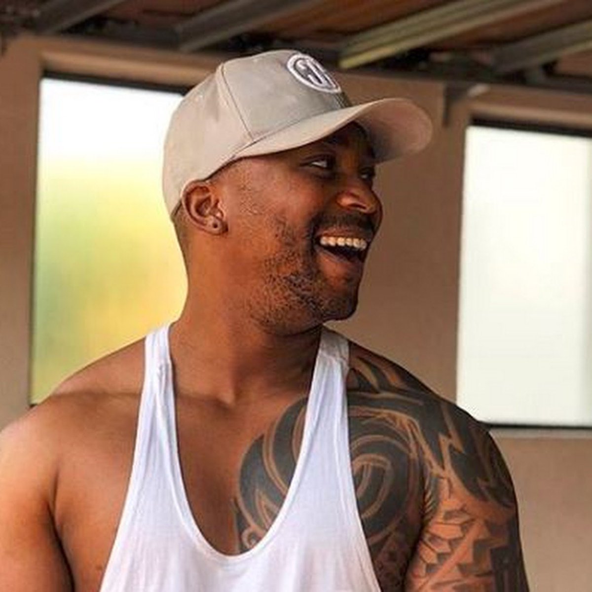 Nkoscos's tweet photo. Thina umuntu xa esiqhela kakubi, anomlomo, simbetha anye! Ndiyathemba ndivakele! 

 #CassperVsNaakMusiq https://t.co/C1vTL4bYVm