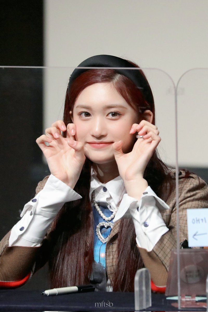 cutie

#LEESEO #이서