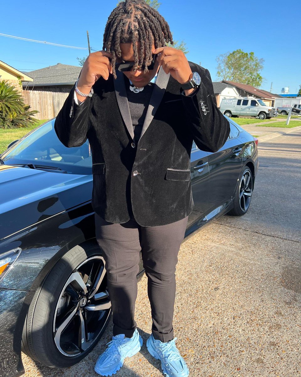 “Putting old habits behind me and moving forward at this point.”#Prom2k22❤️
