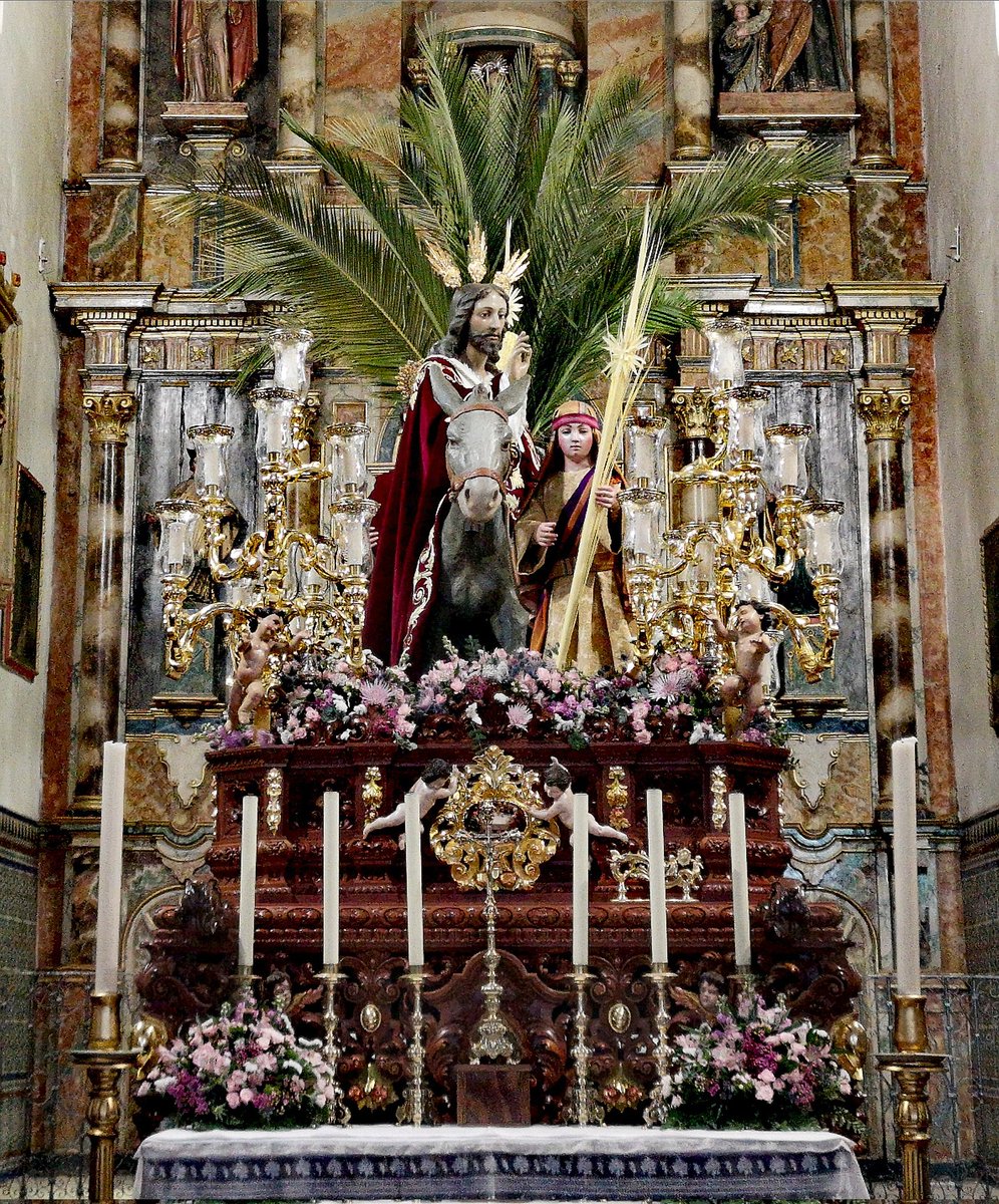 SmoCritodelAmor's tweet photo. Amanece el Domingo de Ramos, y Él ya espera... https://t.co/07xWx8q2eP