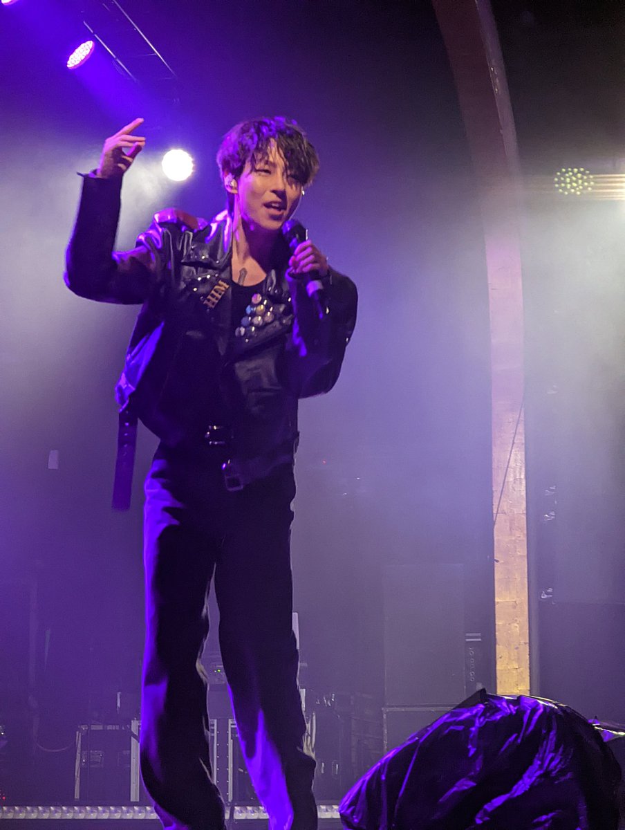 Hopichick's tweet photo. Woosung opening for Epik High last night in Phoenix, AZ ❤️🎶🔥 #EpikHighisHereTour  #EpikHigh https://t.co/l5Zar7n8sj