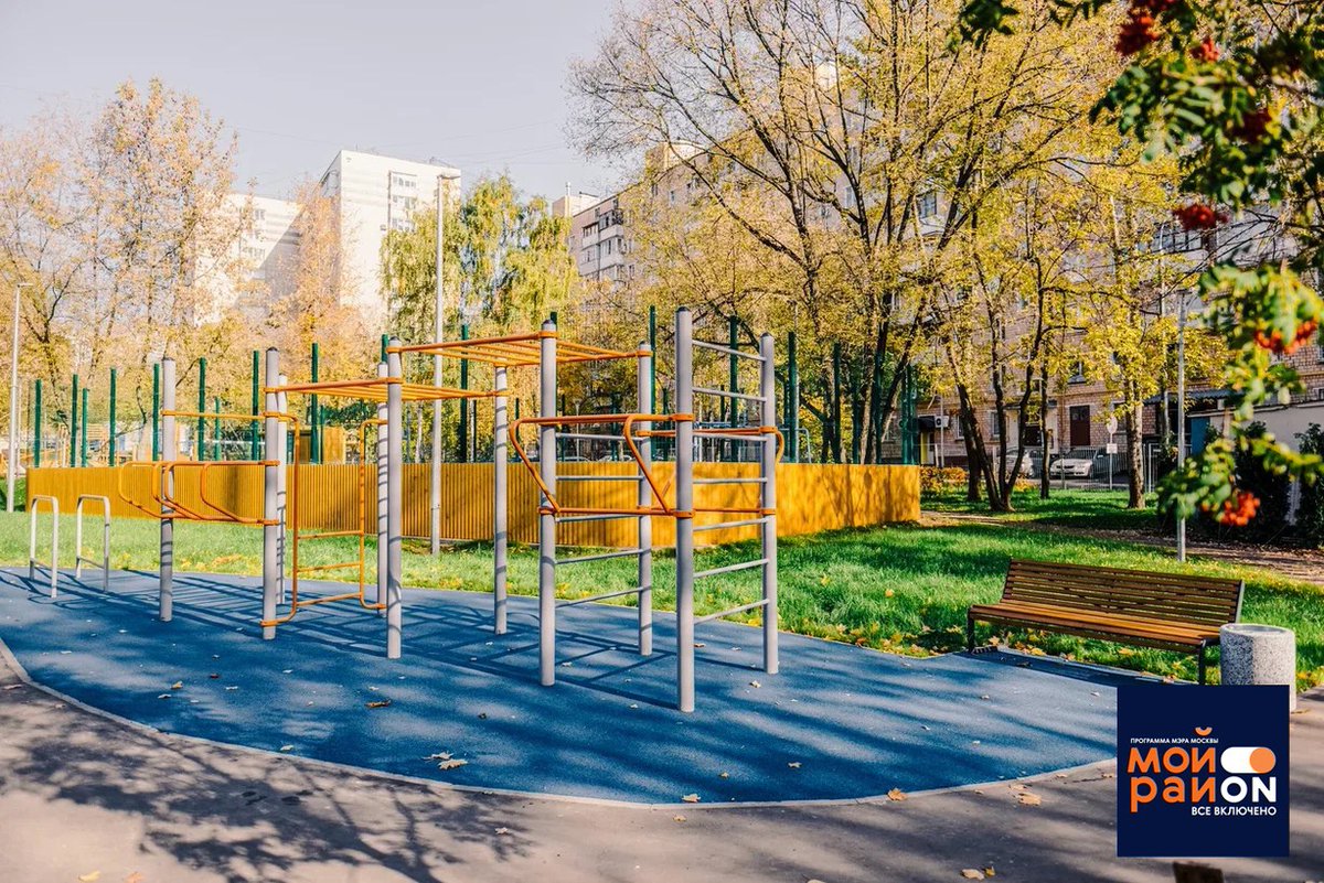Программа «Мой район» в первую очередь нацелена на потребности жителей, поэтому сейчас в Москве реализуют соучаствующее проектирование. Если коротко, это благоустройство по проектам, соавторами которых являются сами... hooppy.ru/shared?pid=438…
