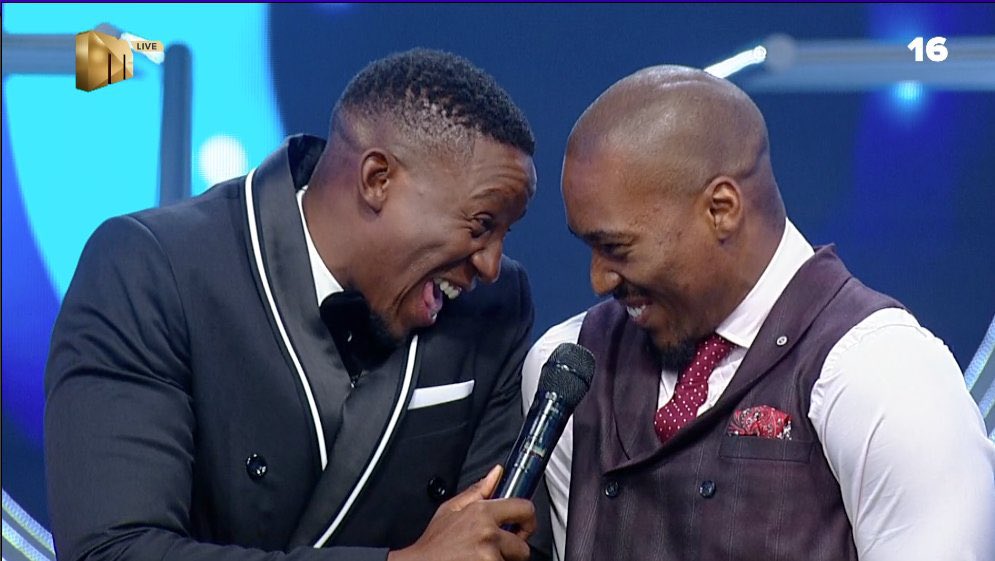 FilaOus's tweet photo. Boxing e batla matric guys
😂😂😂😂😂
#CassperVsNaakMusiq
#podcastandchillwithmacg
#Naakmusiq https://t.co/p49mJgiqDW