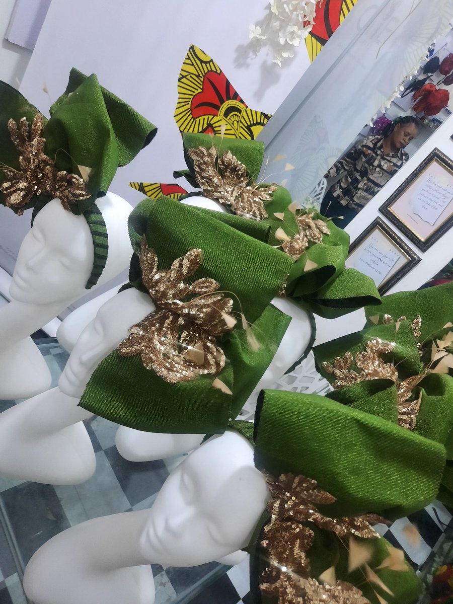 ciieluxuries's tweet photo. If you notice, 80% of our accessories are made with a touch of lace trimmings gotten from #fashionwaste . Just like these beautiful asoòke pieces designed with gold lace #offcuts from discarded #textilewaste. 
#CiiE #ecoaccessories #textilewastereduction #Africanbrand https://t.co/epwbuKBDCY