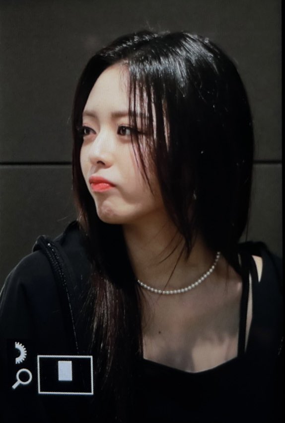 220410

#ITZY #있지 #Yuna #유나